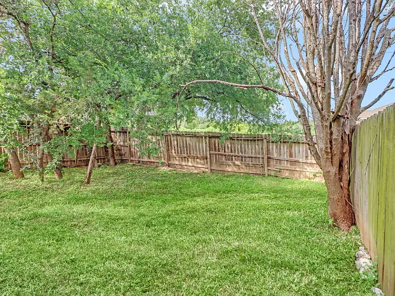 8036 Maverick Climb — Photo 19