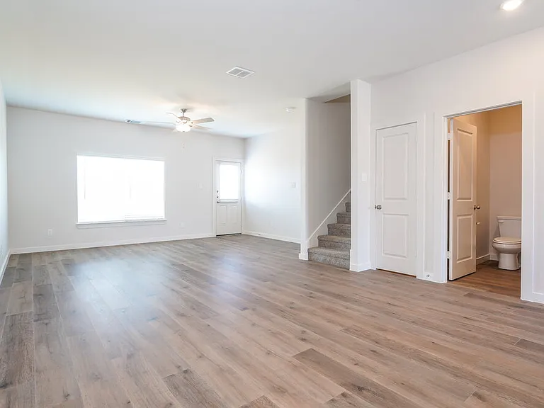 1545 Harvester Dr — Photo 7