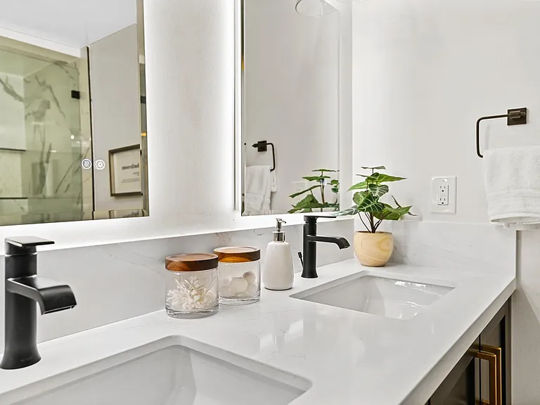 1162 Erica St — Photo 6
