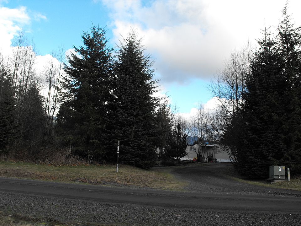 1st image of 126 Meadowbrook Ln