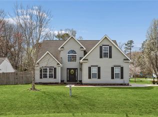 2135 Nicole Dr, Hayes, VA 23072