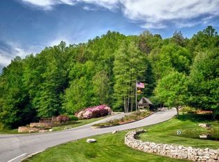 813 Crest Trl, Linville, NC 28646