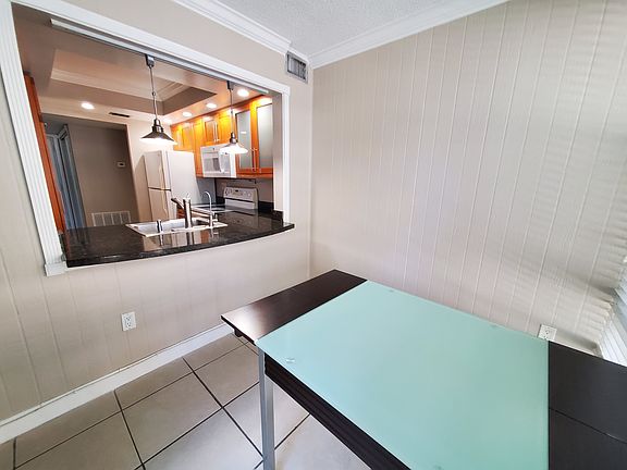 Breakfast Room & Kitchen