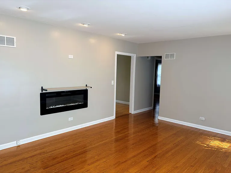 767 Lincoln Ave — Photo 8