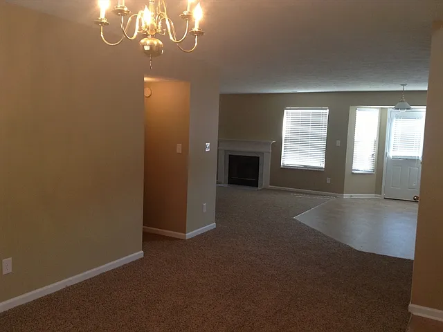 10827 Tanbark Dr — Photo 5