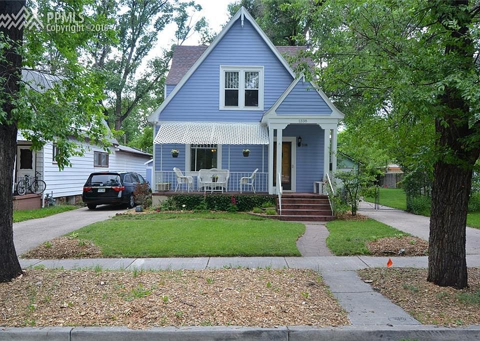 FRONT VIEW OF THE HOME