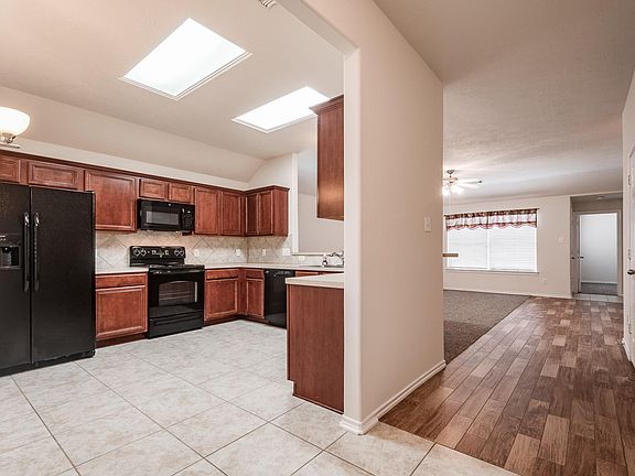 5th image of 26889 Manor Falls Dr