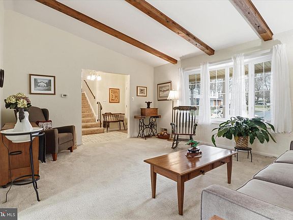 4th image of 6911 Pine Valley Dr