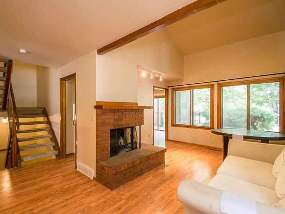 1538 MacArthur Drive Living Room and Fireplace