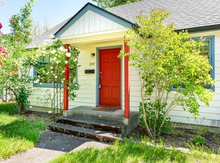 1977 Oak St, Eugene, OR 97405