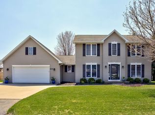 W6839 Basswood Ln, Appleton, WI 54915