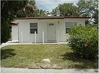 1st image of 2738 Goodrich Ave