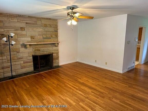 5th image of 131 Lexington Ave