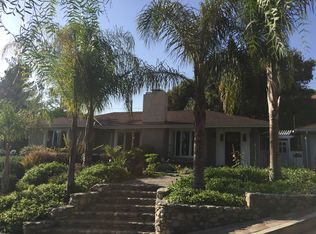 1925 Lamp Post Ln, La Canada Flintridge, CA 91011