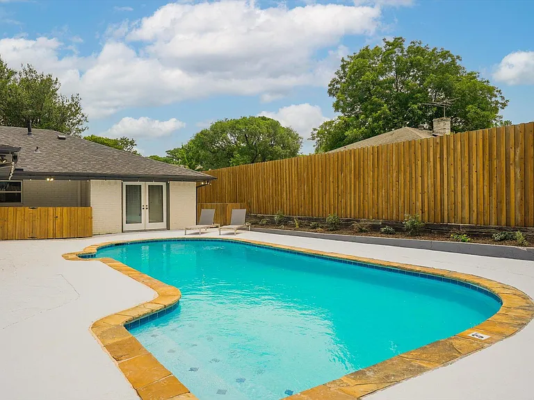 3921 Amy Ave — Photo 40