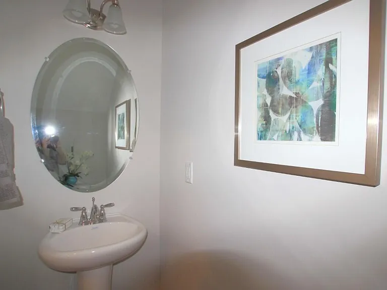 395 Shakespeare Dr — Photo 9