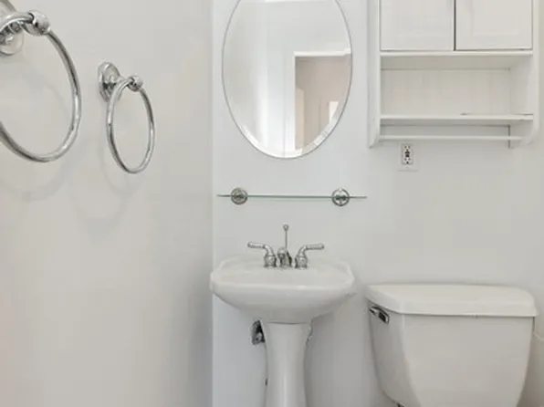 401 East 74th Street image 4 of 20