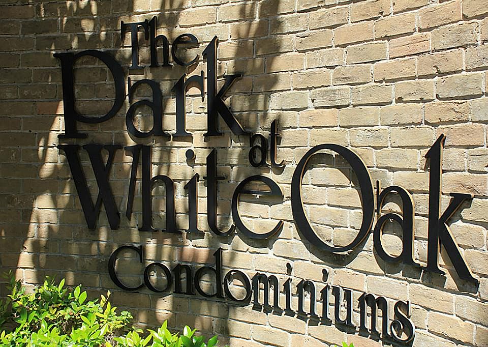 1st image of 1880 White Oak Dr APT 122