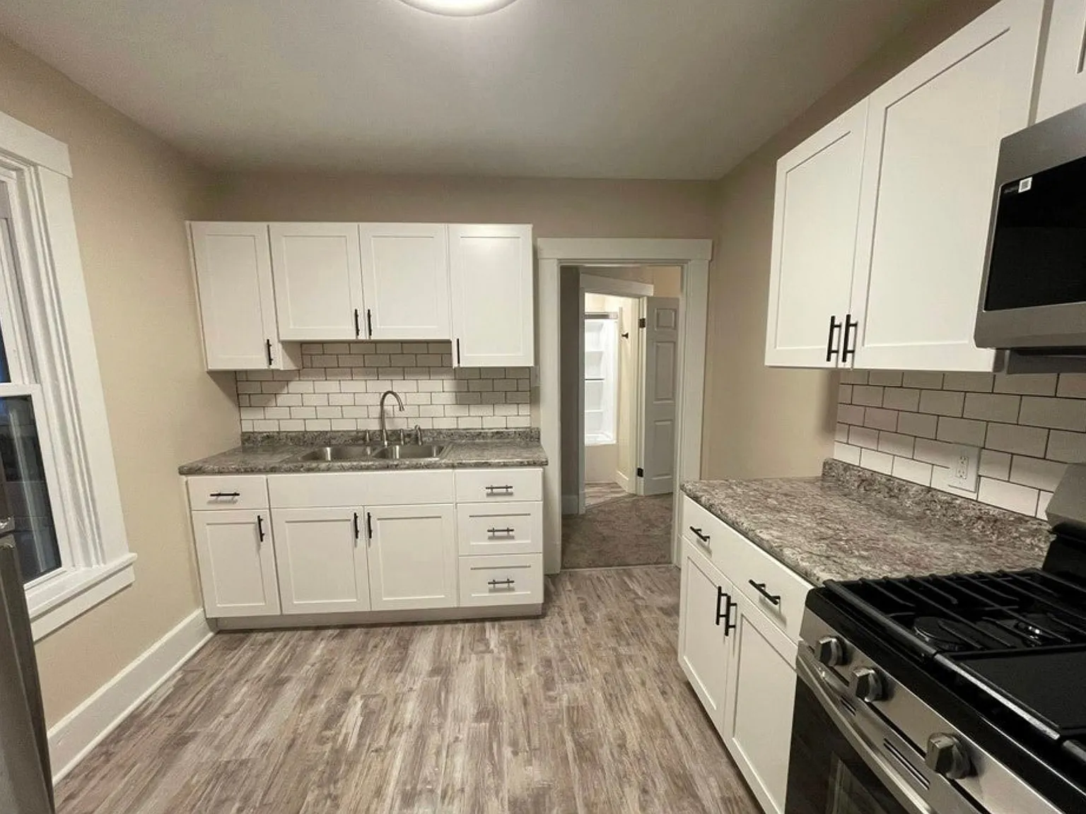 3 bed, 1200 sqft, $1,625 — Photo 3