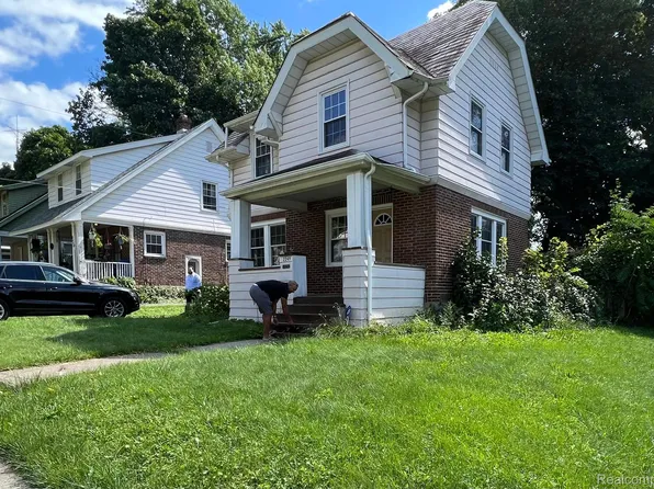 2249 Joliet St, Flint, MI 48504