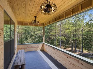 1405 Trace Creek Rd, Hohenwald, TN 38462