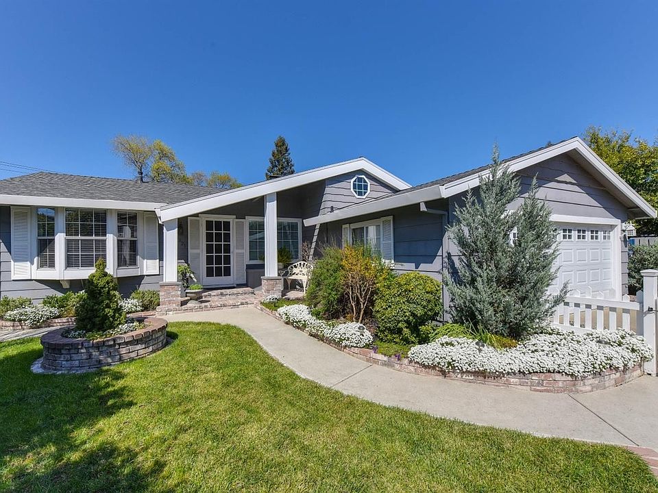1st image of 1821 Fairchild Dr