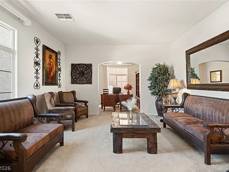 8929 Glenistar Gate Ave — Photo 3