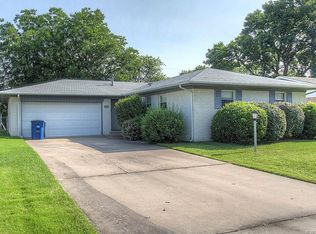 8255 E 32nd Pl, Tulsa, OK 74145