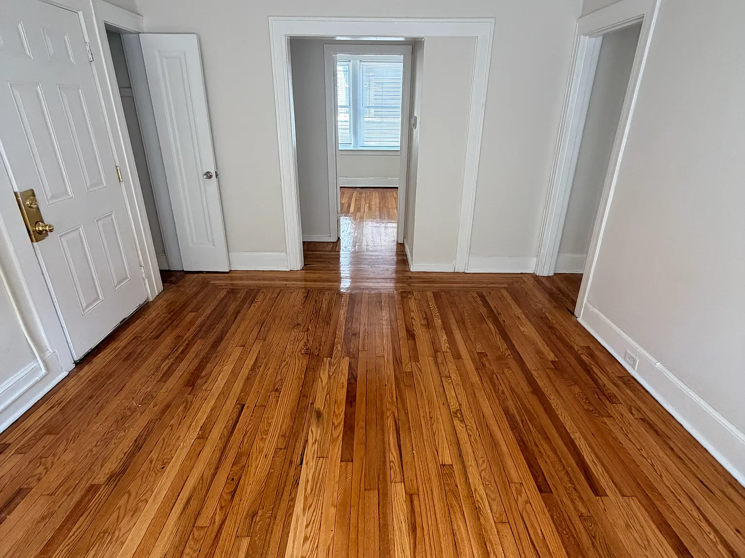 3 bed, $1,750 — Photo 4