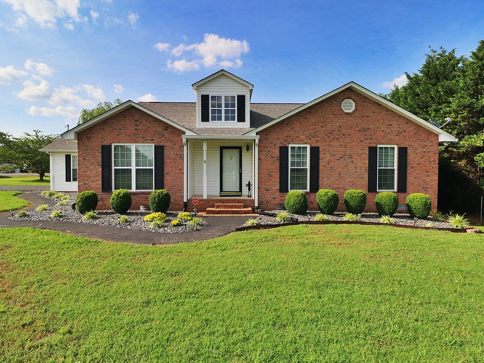 1st image of 103 Mannon Ct