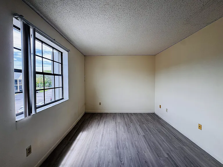 1149 Independence Trl — Photo 8