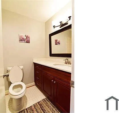 438 N Armistead St #301 — Photo 8