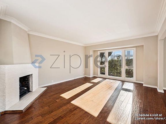 4th image of 15 Burlwood Dr