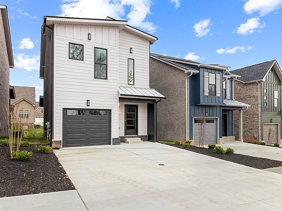 2nd image of 8 Holland Park W Lot 8