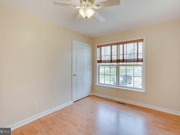 4th image of 9 Trotter Ln