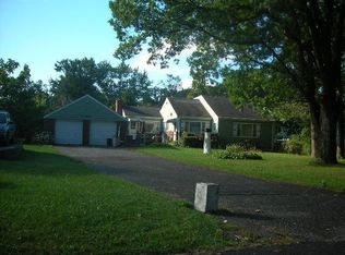 100 Benburb St, Amityville, NY 11701