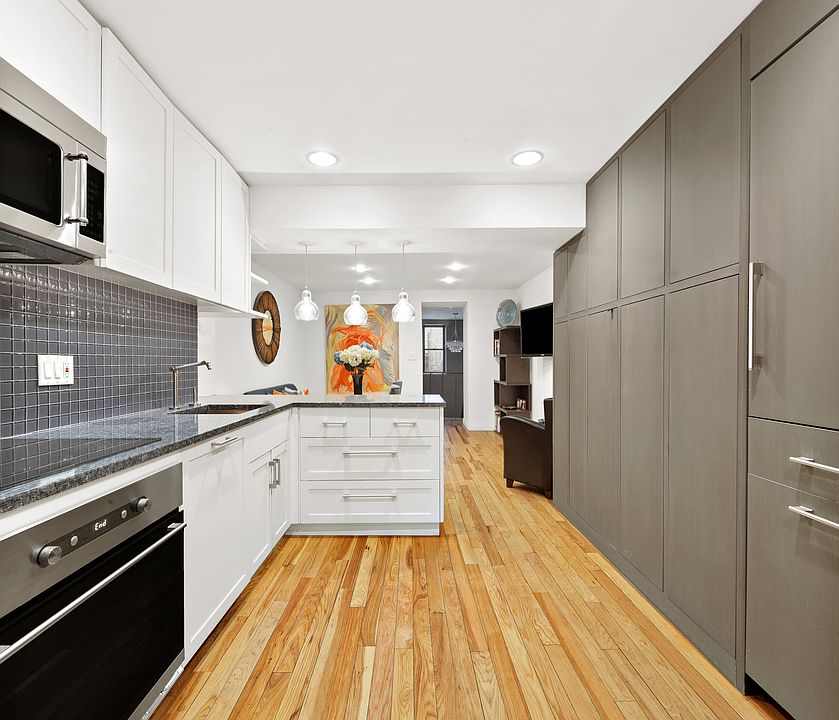 1st image of 23 E 10th St APT 1C
