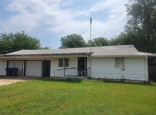 1420 S 11th St, Duncan, OK 73533