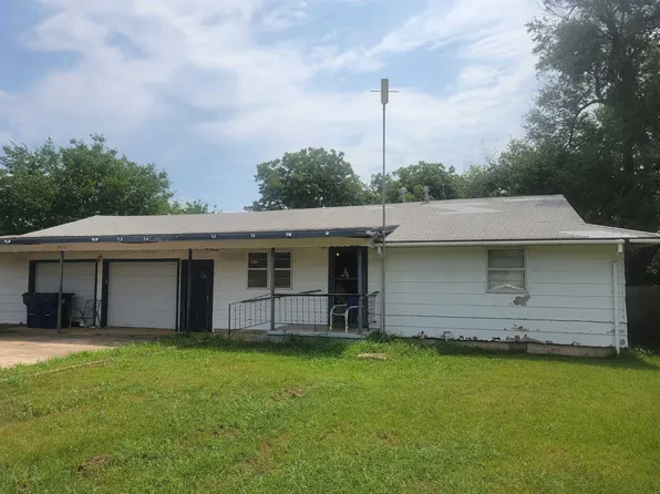 1420 S 11th St, Duncan, OK 73533