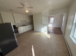 9 Fir St, Barre, MA 01005