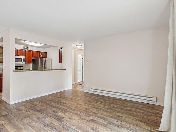 5th image of 3383 Foxtail Terrace