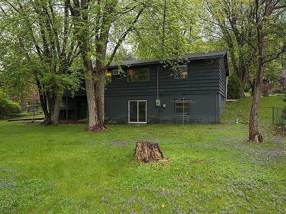 4th image of 2790 Legion Ave N