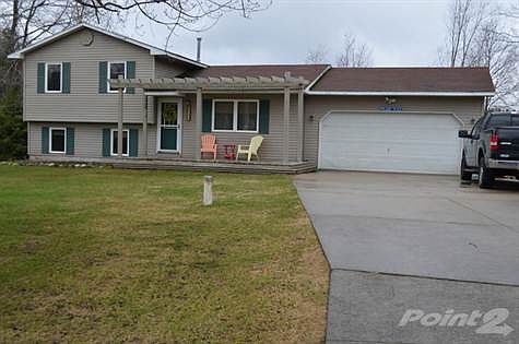 4th image of 8920 Red Pine Dr