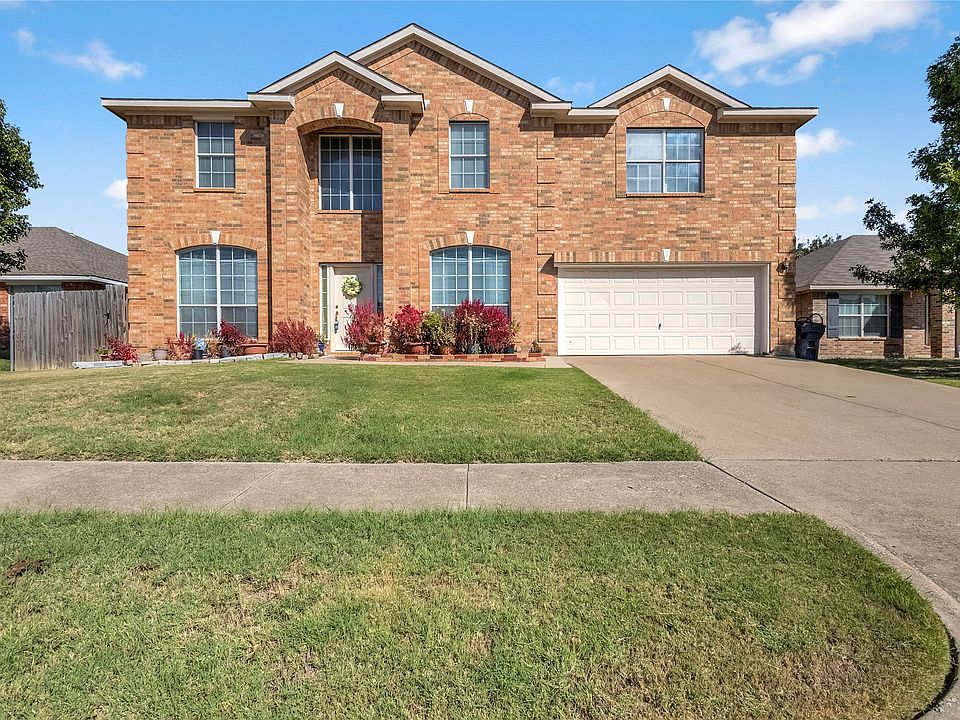 1st image of 7005 Meadow Bend Dr