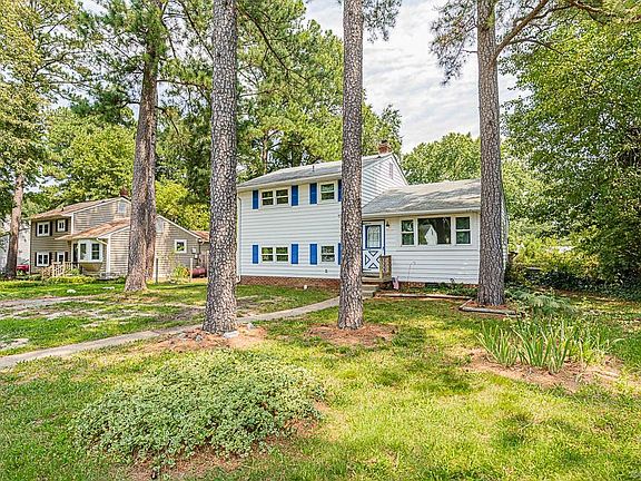 3rd image of 9805 Dacono Dr