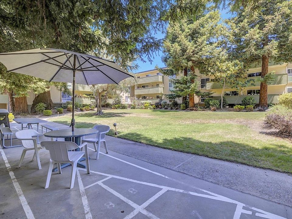 1st image of 1031 Crestview Dr APT 216