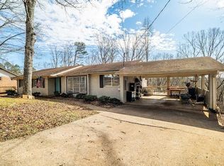 2251 Skyline Dr, Gainesville, GA 30501