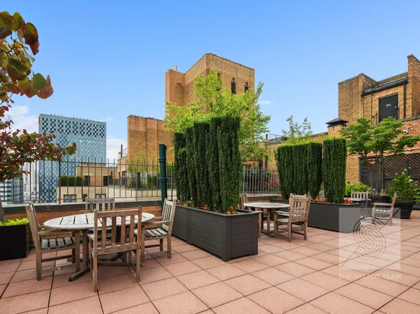 315 East 68th Street image 12 of 13