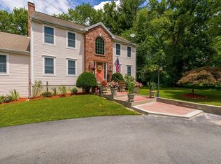 35 Burnap St, Auburn, MA 01501