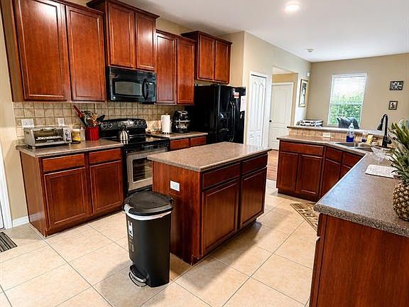 2nd image of 8309 TIDAL BREEZE DRIVE